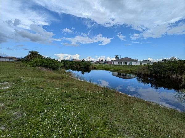 1401 NW 11th ST, CAPE CORAL, FL 33993