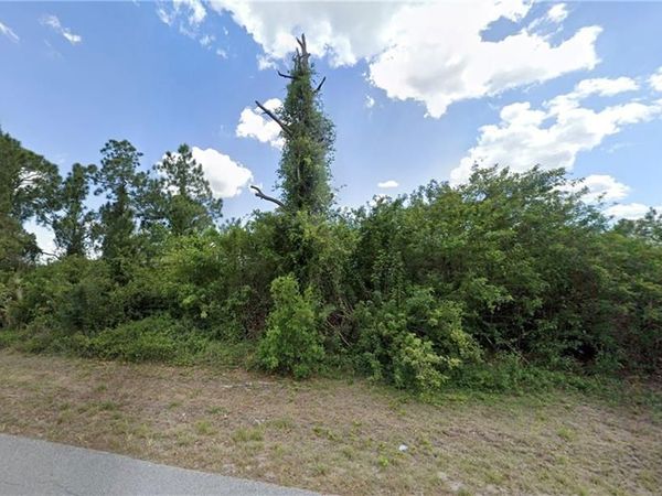 718 Ashland ST E, LEHIGH ACRES, FL 33974
