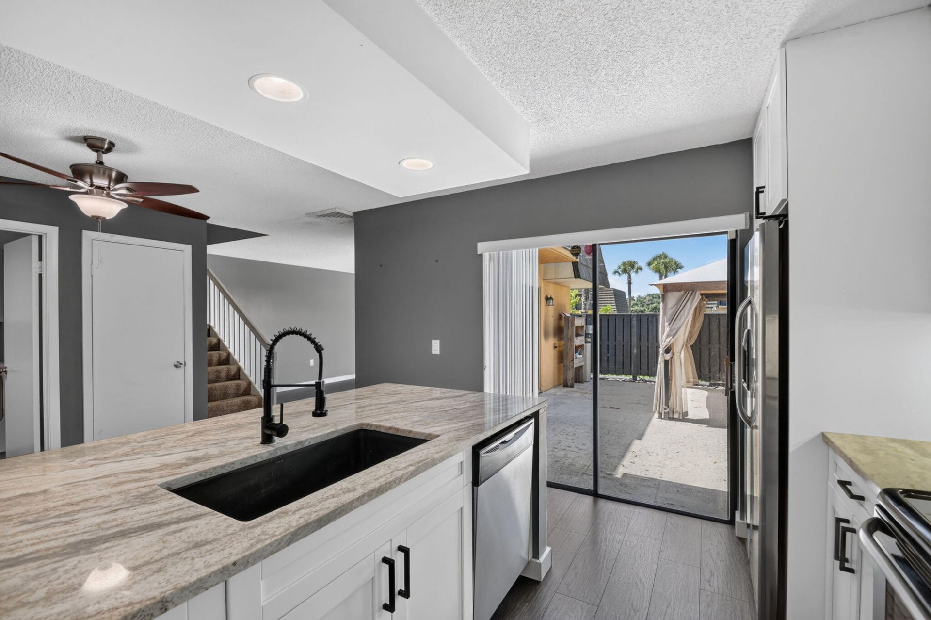 2409 24th Way, West Palm Beach, FL 33407 Photo