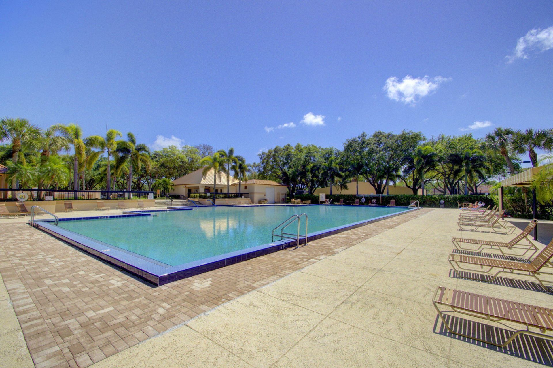2409 24th Way, West Palm Beach, FL 33407 Photo