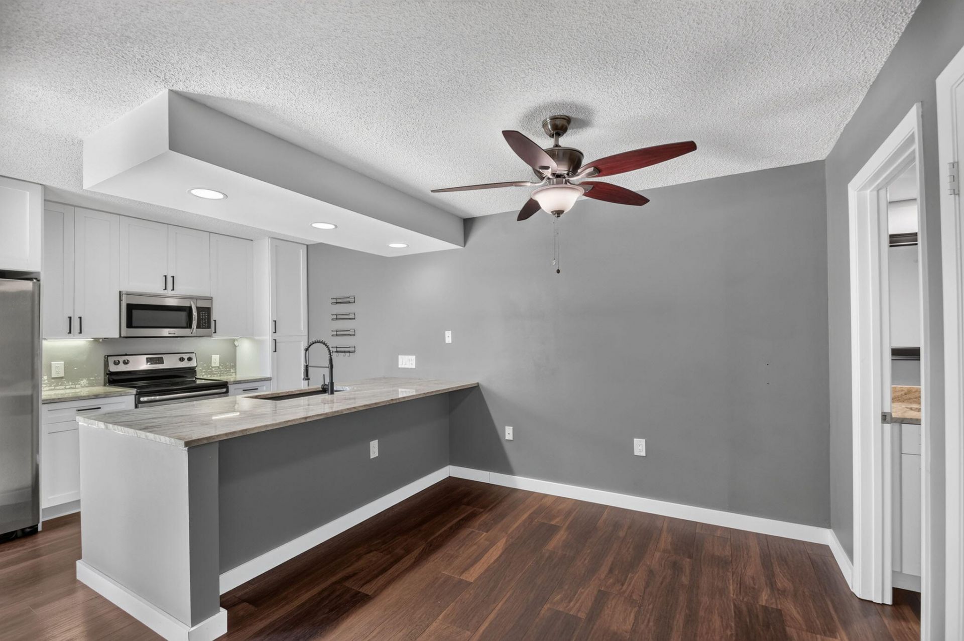2409 24th Way, West Palm Beach, FL 33407 Photo