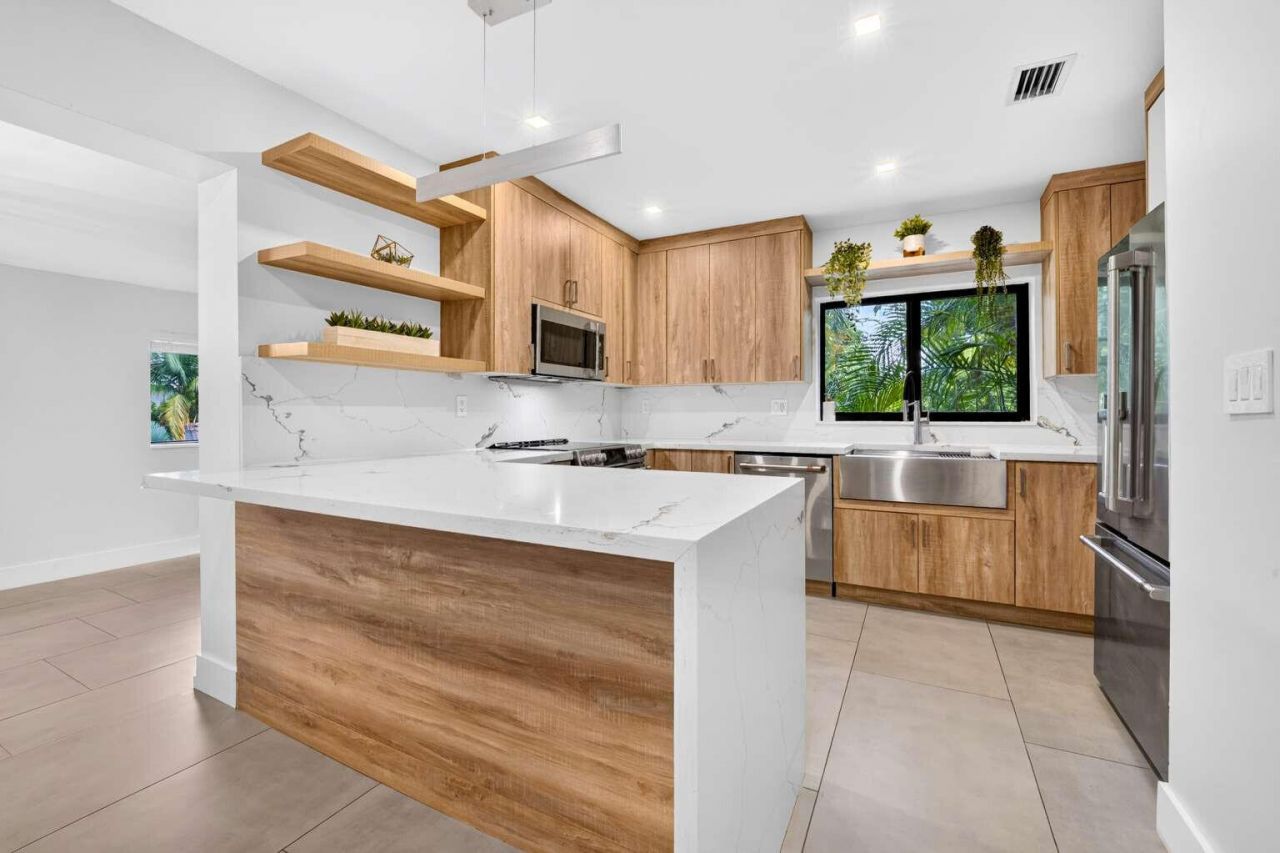 125 NE 146th Street, Miami, FL 33161 Photo