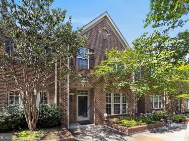 6126 MADISON CREST COURT , FALLS CHURCH, VA 22041