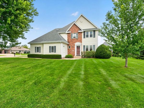 3409 Kingsbridge Drive, Janesville, WI 53546