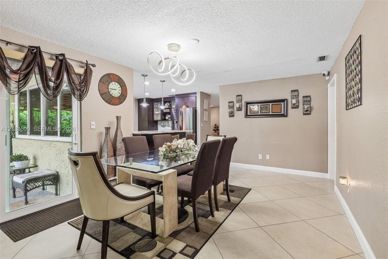 8835 NW 27th St , Coral Springs, FL 33065 Photo