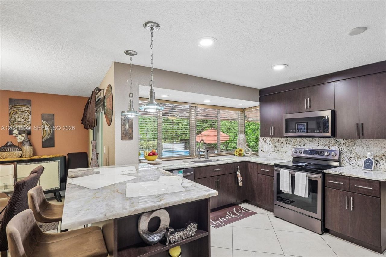 8835 NW 27th St , Coral Springs, FL 33065 Photo