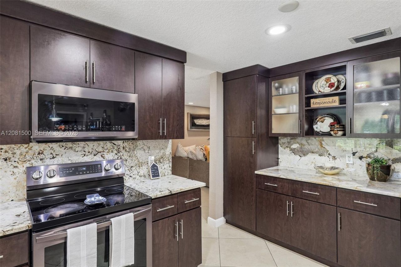 8835 NW 27th St , Coral Springs, FL 33065 Photo