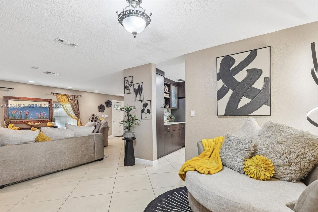 8835 NW 27th St , Coral Springs, FL 33065 Photo
