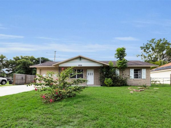 207 ELAINE DRIVE , AUBURNDALE, FL 33823