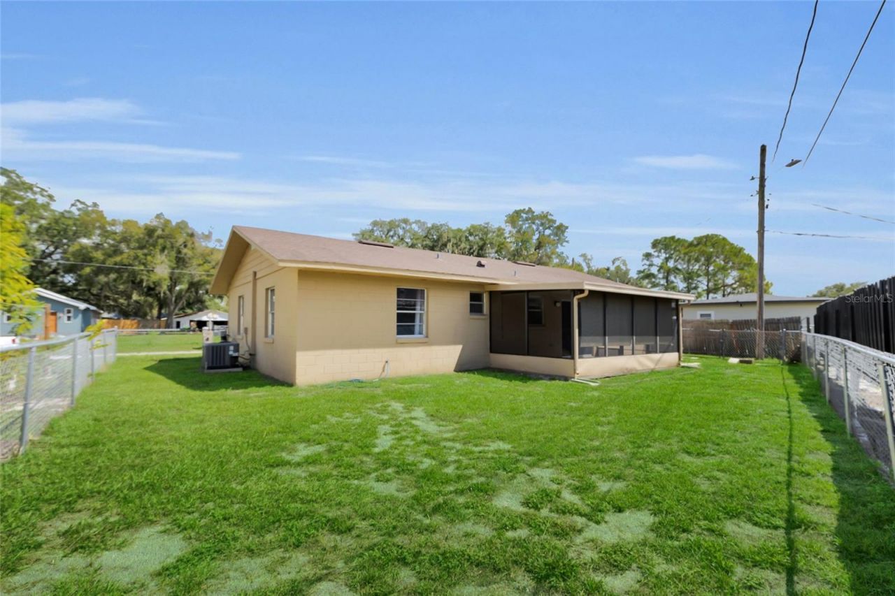 207 Elaine Drive, Auburndale, FL 33823 Photo