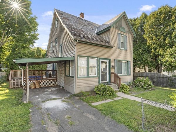 13 Cook St, Holyoke, MA 01040