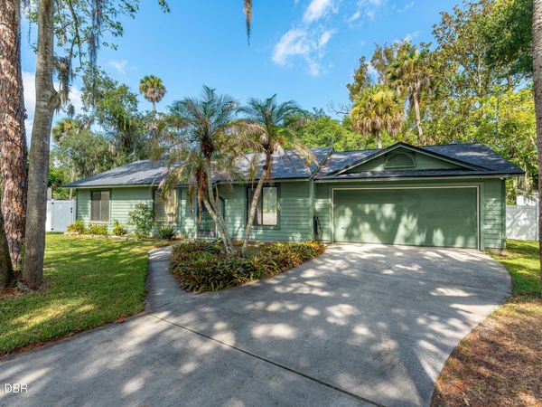 14 Mainsail Circle, Ormond Beach, FL 32174