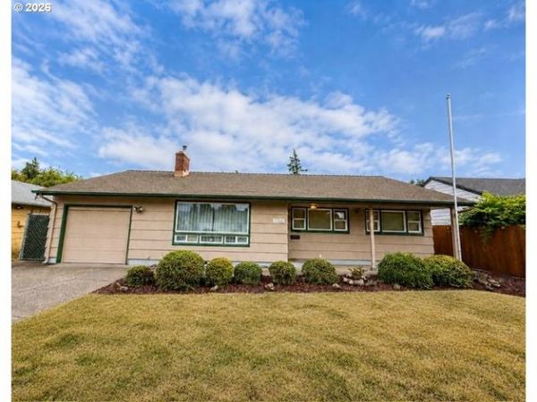 1231 N ST, Springfield, OR 97477