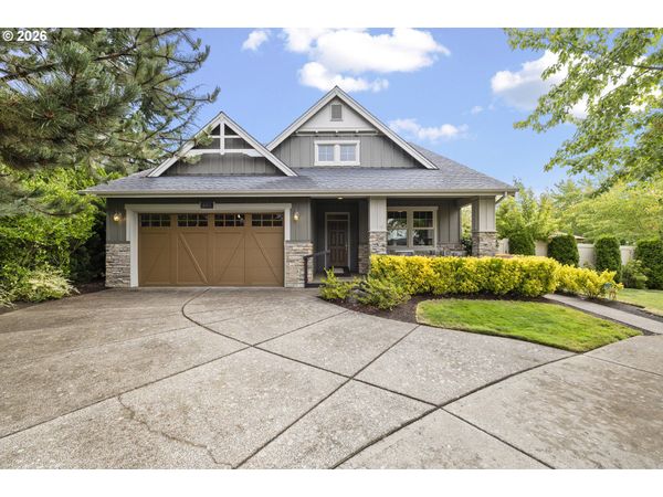 641 TROON AVE, Woodburn, OR 97071