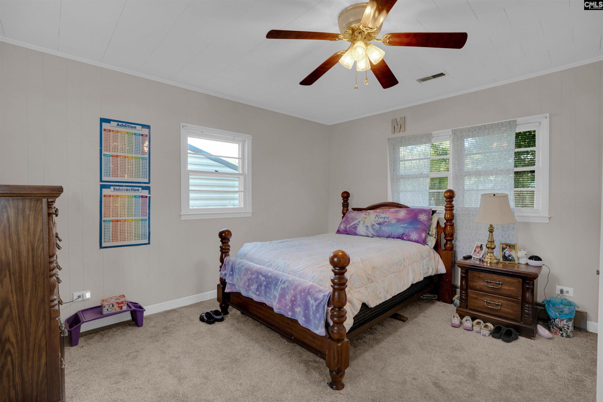 2729 College Street Photo 12