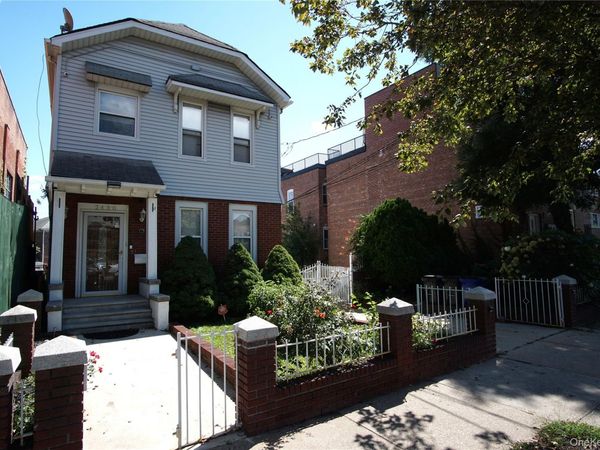 2430 Esplanade Avenue , Bronx, NY 10469