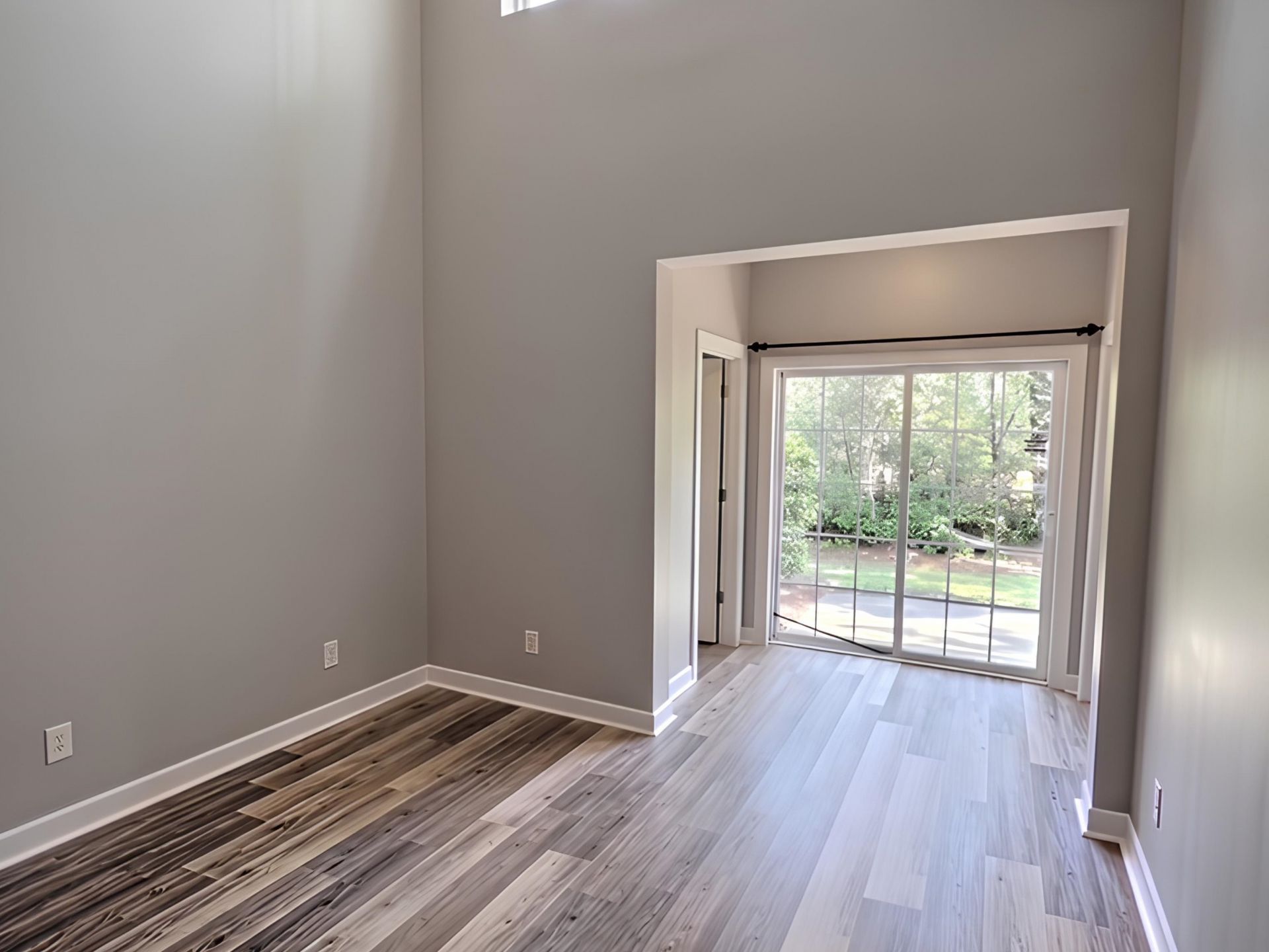 1018 Fairway Ln. Photo 10
