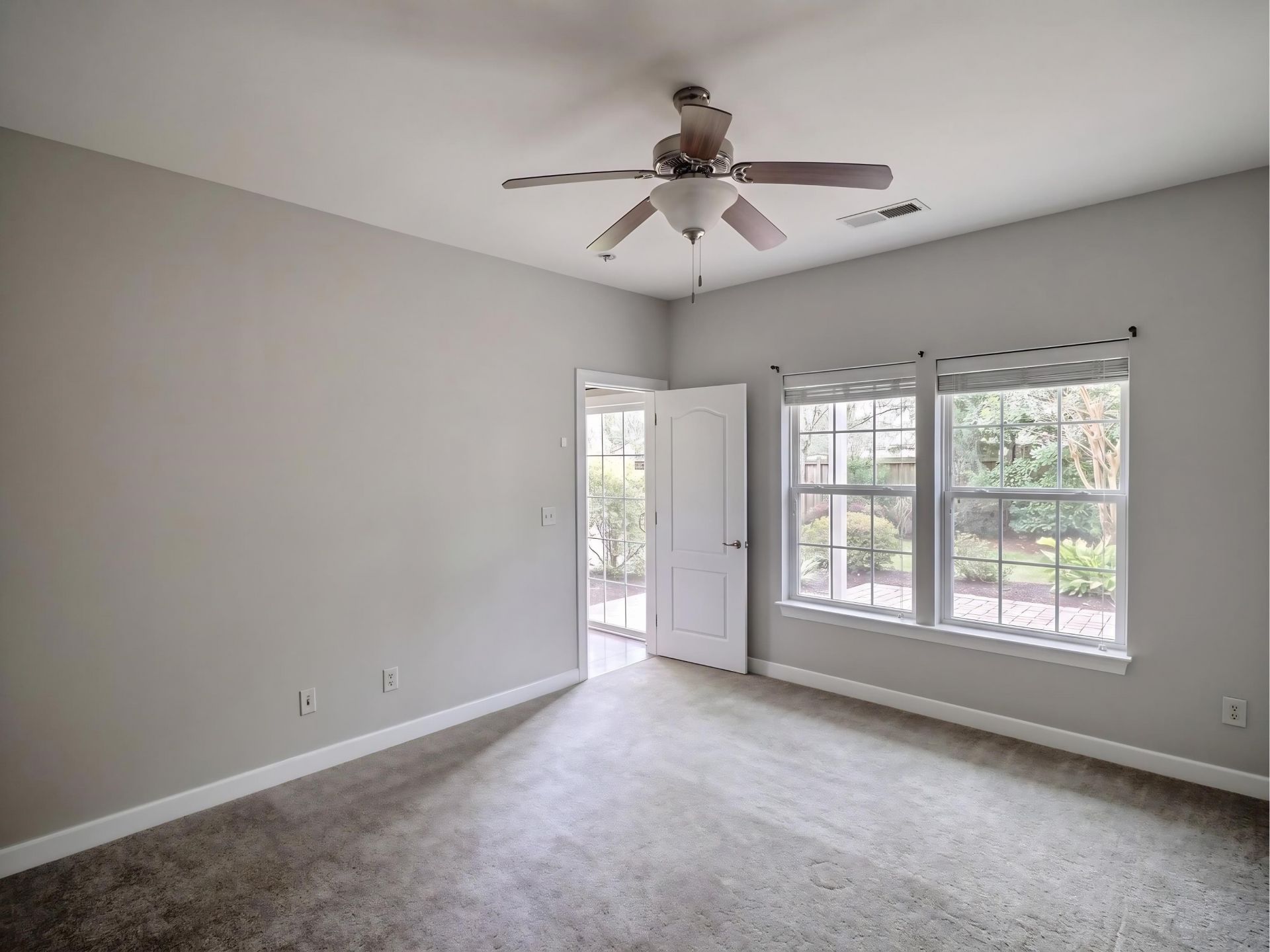 1018 Fairway Ln. Photo 13
