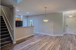 1018 Fairway Ln. photo 4