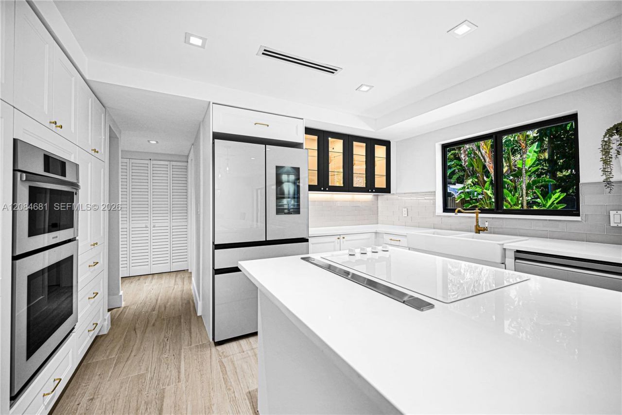 3305 NE 15th St, Fort Lauderdale, FL 33304 Photo
