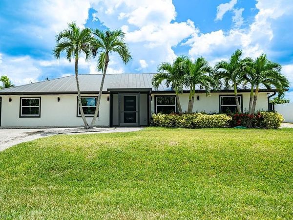 1800 52nd TER SW, NAPLES, FL 34116