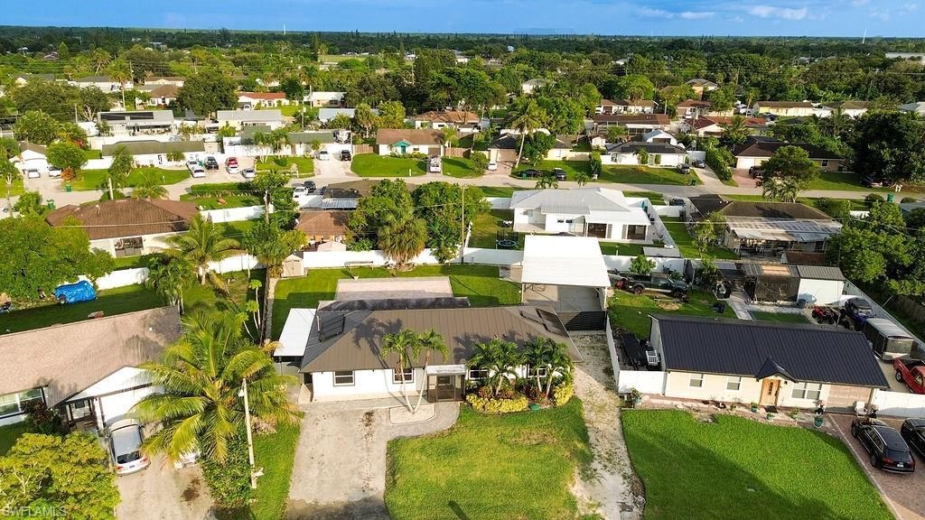 1800 52nd Ter Sw, Naples, FL 34116 Photo