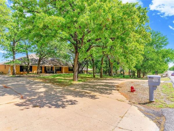 6212 Westover Drive , Granbury, TX 76049