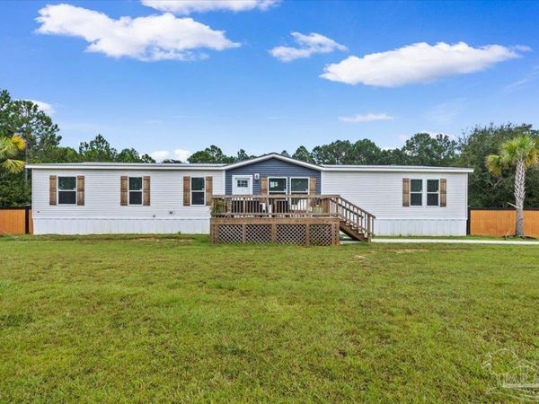 1920 Mercy Ln, Milton, FL 32583