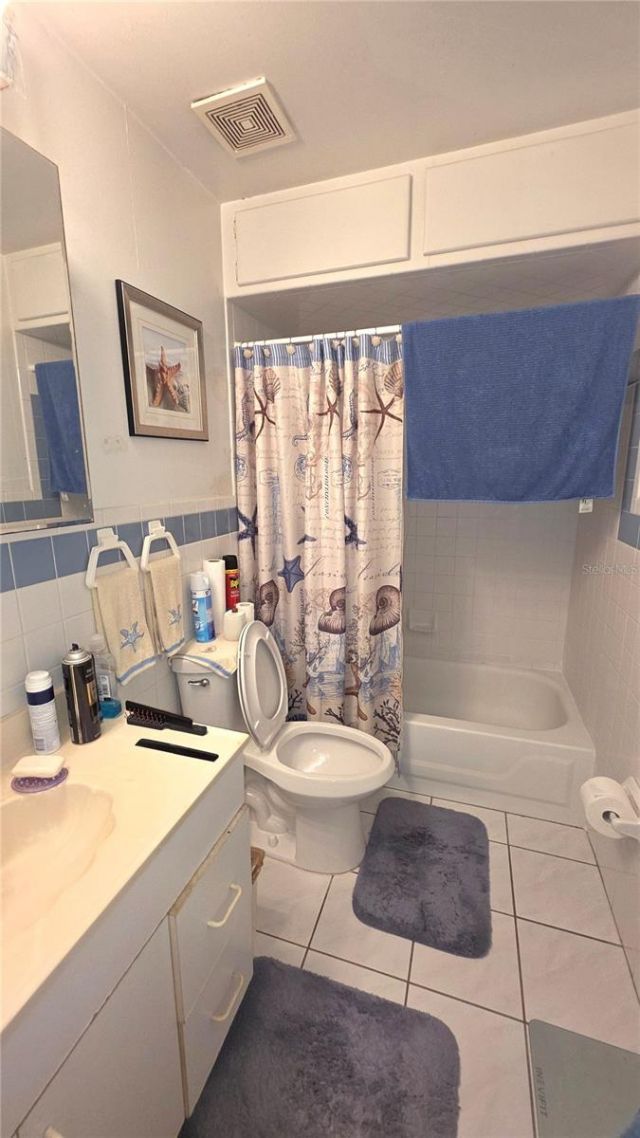 5215 31st Street Court E, Unit A, Bradenton, FL 34203 Photo