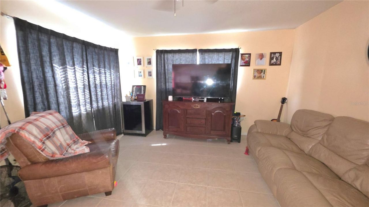 5215 31st Street Court E, Unit A, Bradenton, FL 34203 Photo