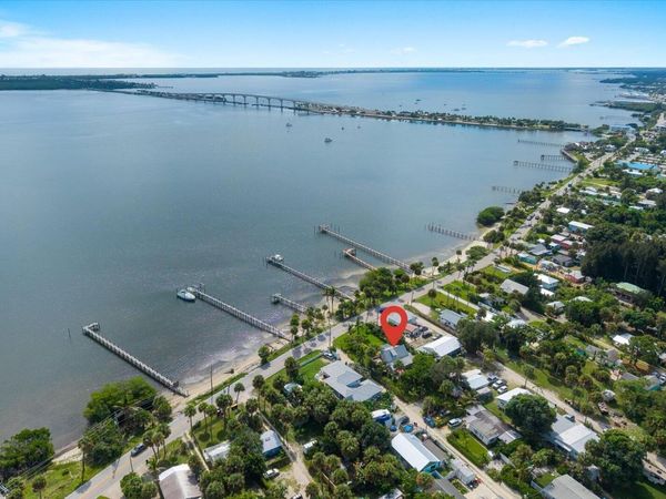 4360 NE INDIAN RIVER Drive, Jensen Beach, FL 34957