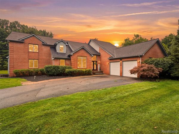 4700 Botany Glen , Commerce Township, Mi 48382