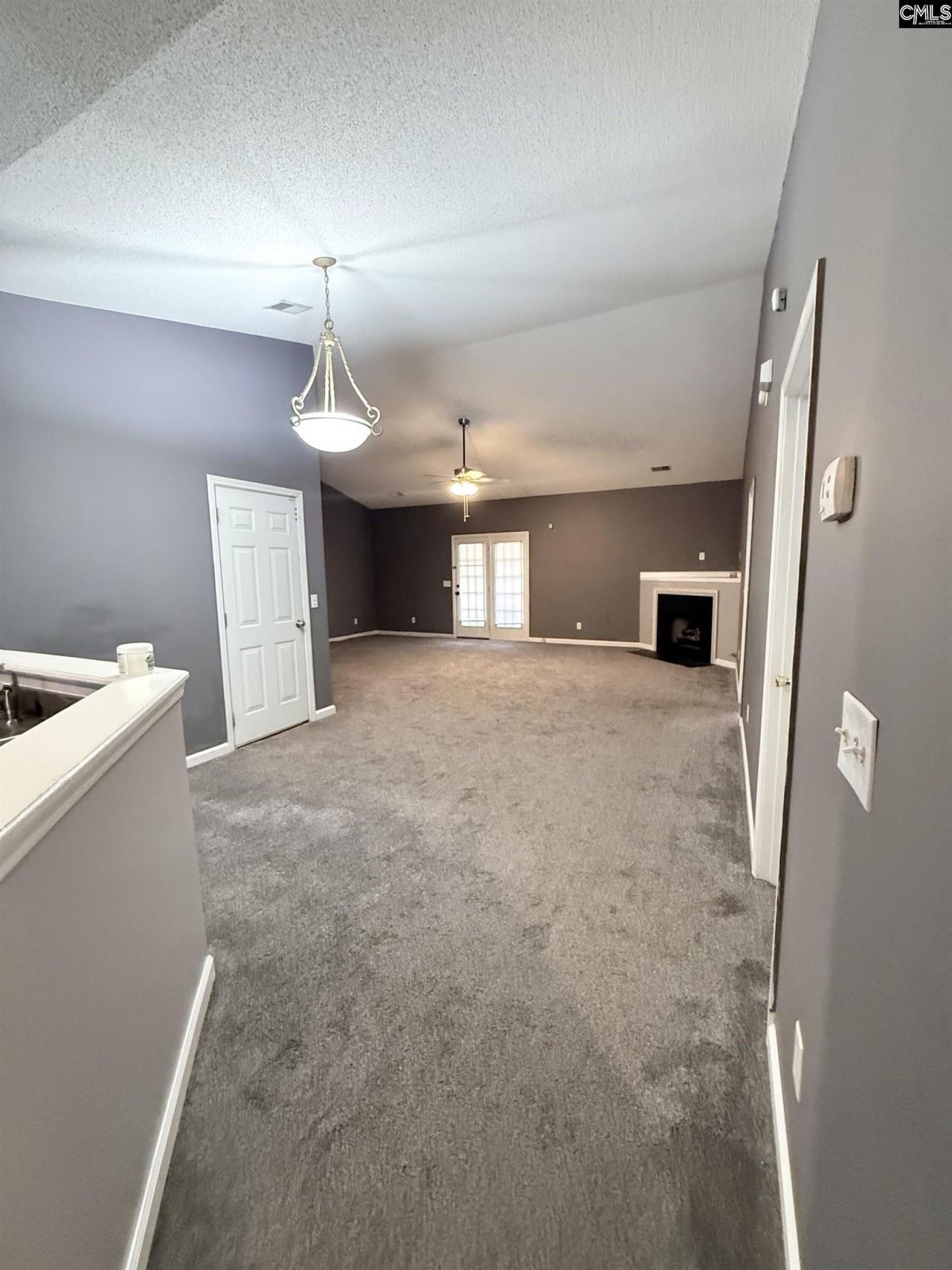 209 Lockleven Drive Photo 7