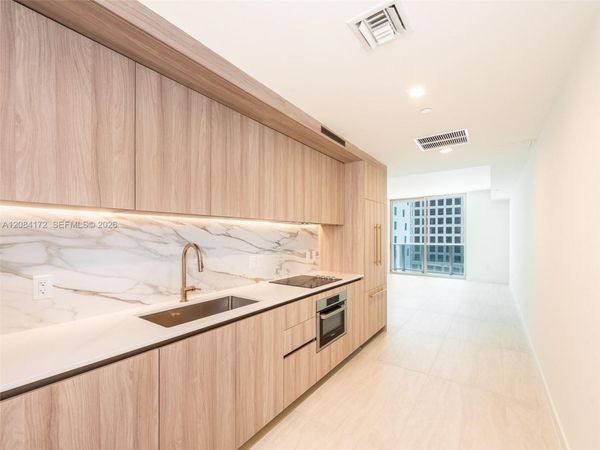 77 SE 5th St , Unit 1714, Miami, FL 33131