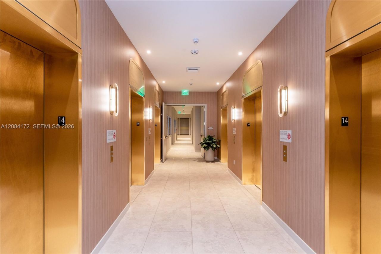 77 SE 5th St , Unit 1714, Miami, FL 33131 Photo