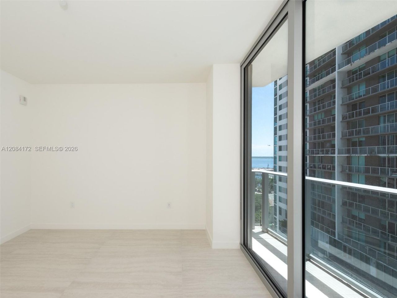 77 SE 5th St , Unit 1714, Miami, FL 33131 Photo