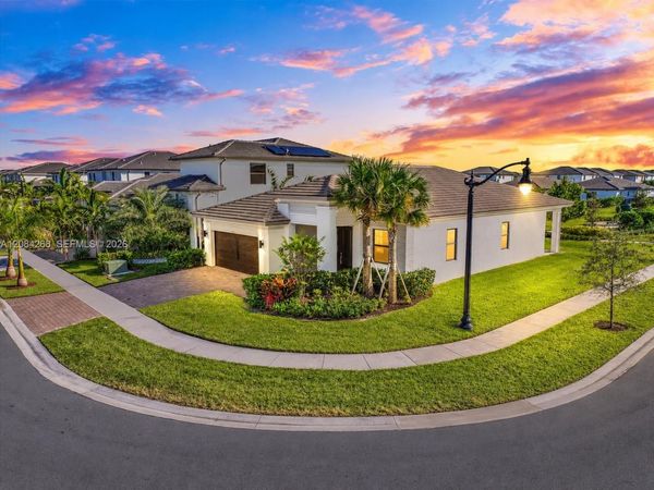 17564 SW 41st St , Miramar, FL 33029