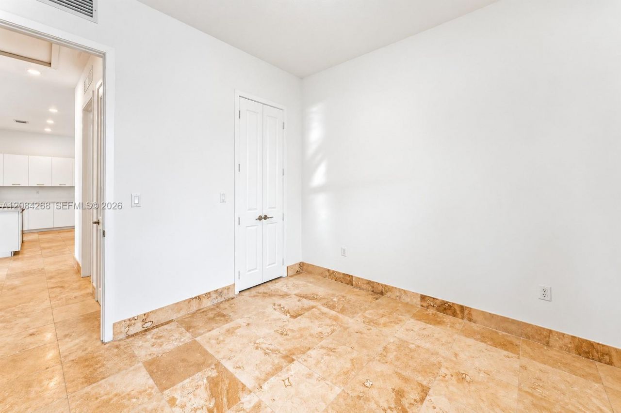 17564 SW 41st St , Miramar, FL 33029 Photo