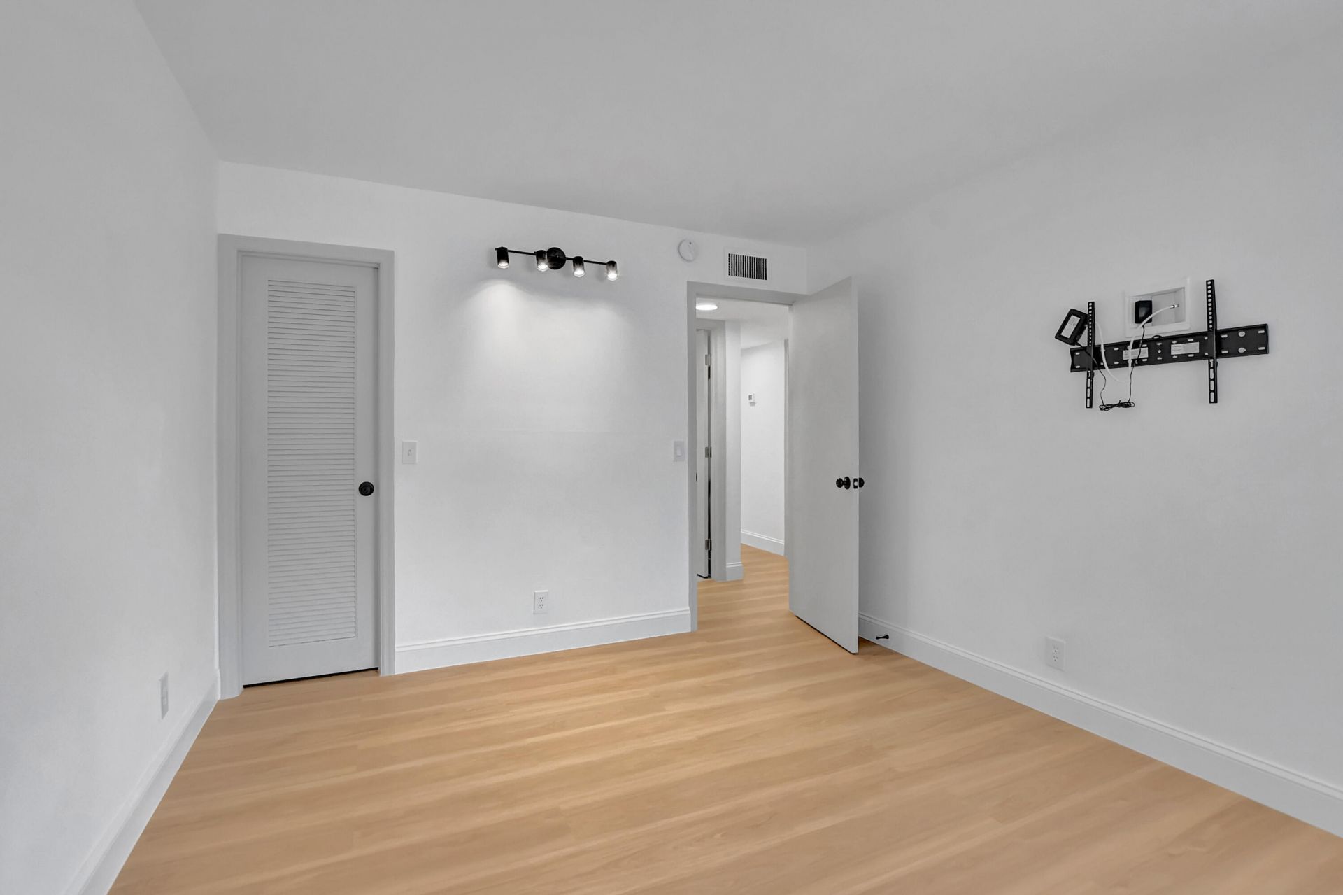 972 Normandy U, Delray Beach, FL 33484 Photo