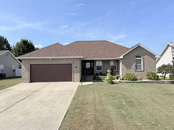 475 S Gary Avenue, Bolivar, MO 65613