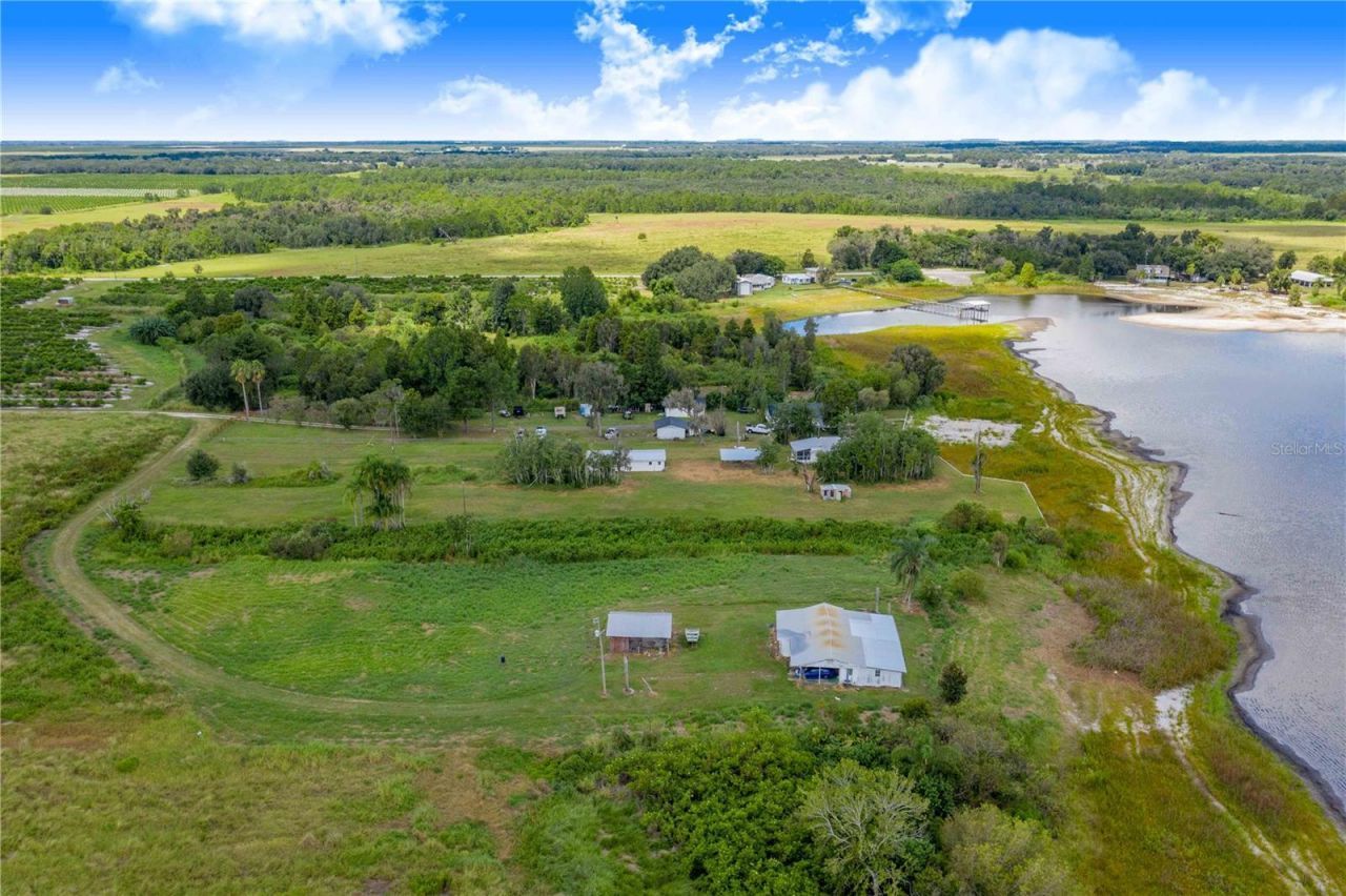 2427 Black Road, Fort Meade, FL 33841 Photo