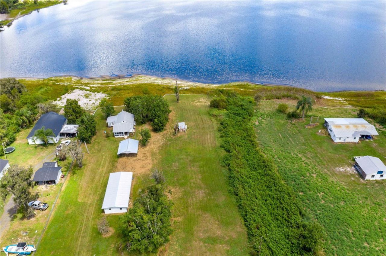 2427 Black Road, Fort Meade, FL 33841 Photo