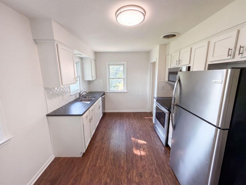 956 Meda Avenue, Lancaster, OH 43130 Photo 2