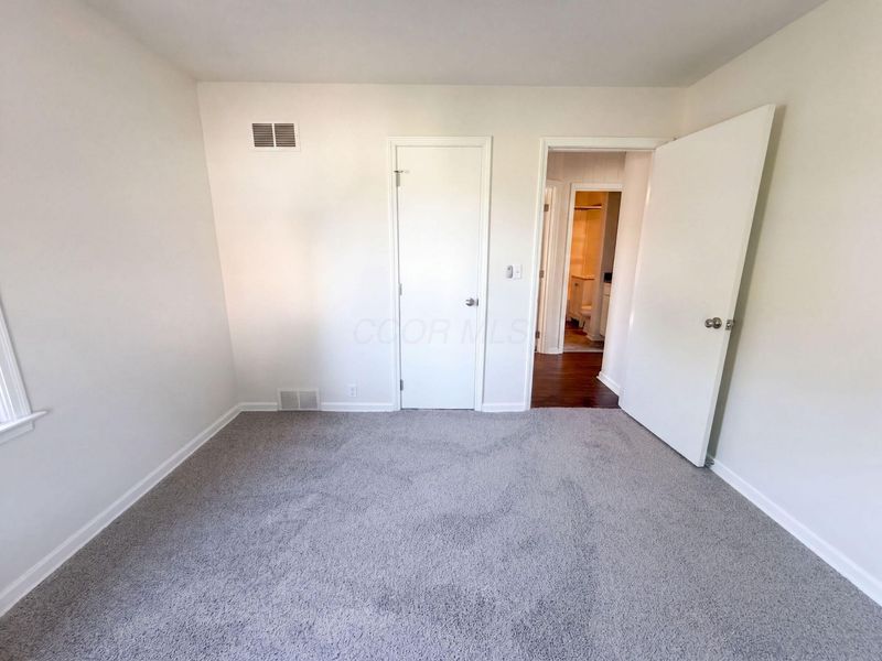 956 Meda Avenue, Lancaster, OH 43130 Photo 9