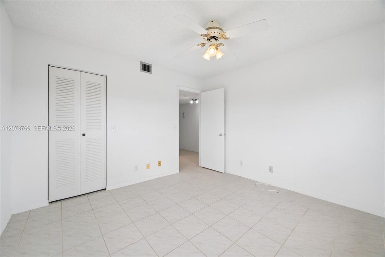 12501 SW 14th St, Unit 401R, Pembroke Pines, FL 33027 Photo