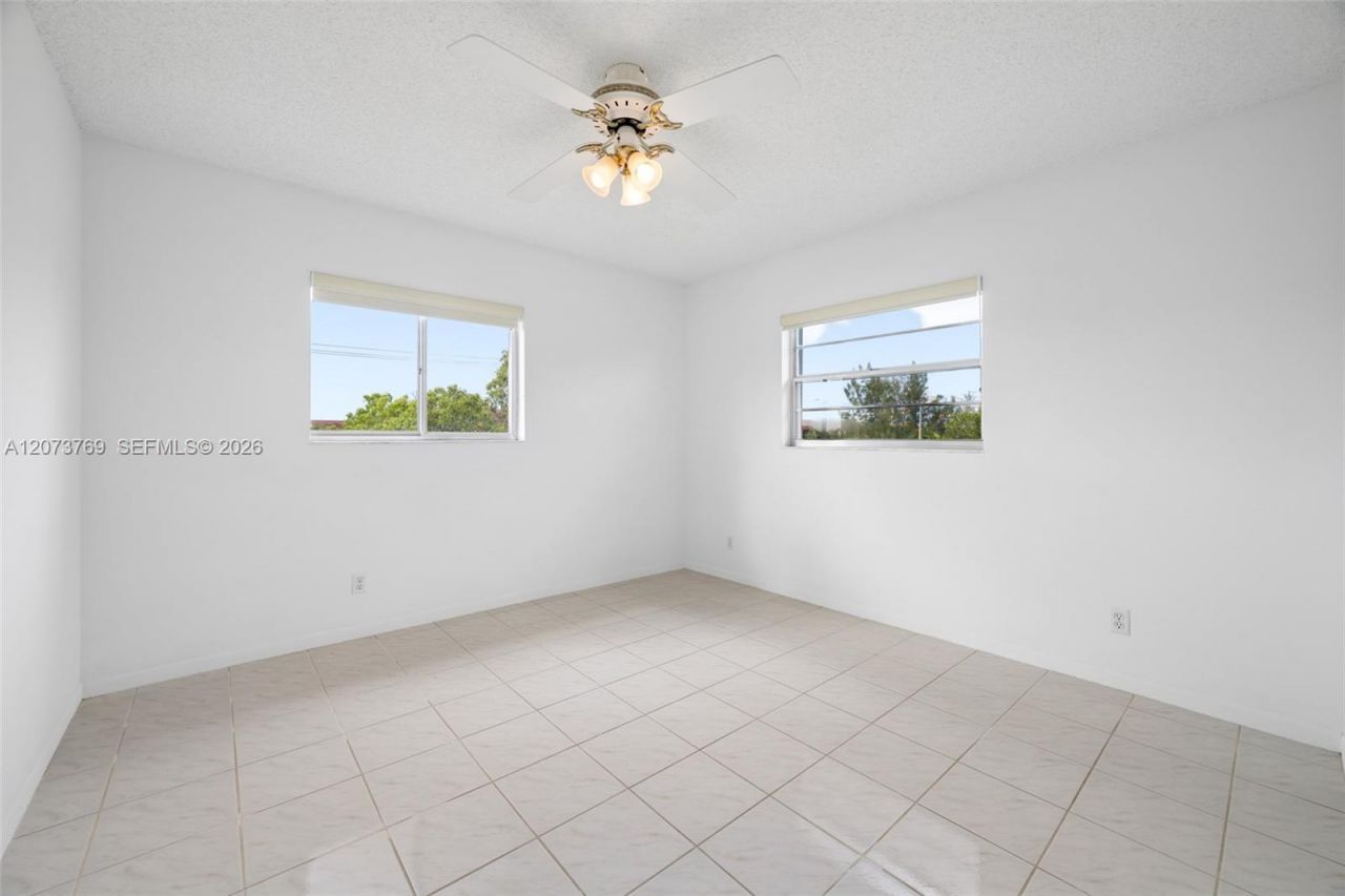 12501 SW 14th St, Unit 401R, Pembroke Pines, FL 33027 Photo