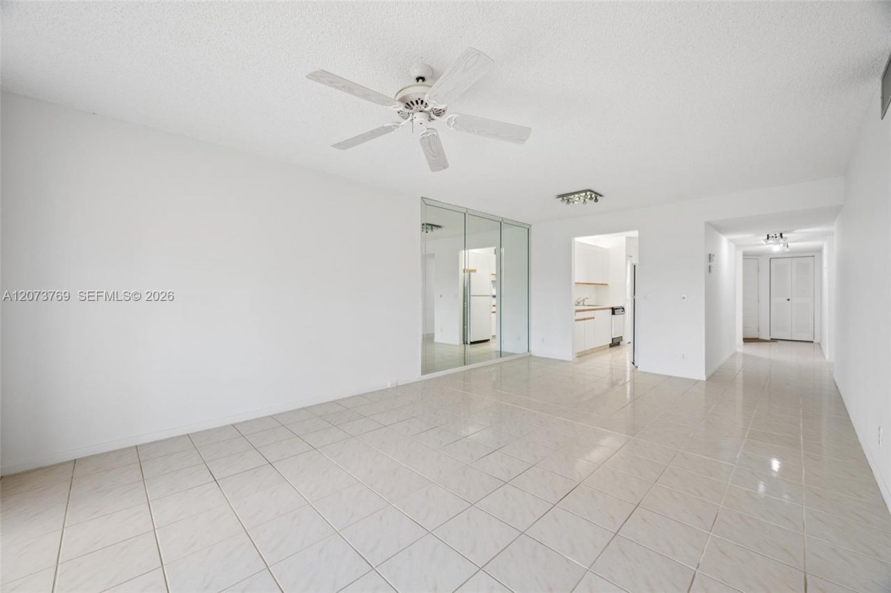 12501 SW 14th St, Unit 401R, Pembroke Pines, FL 33027 Photo