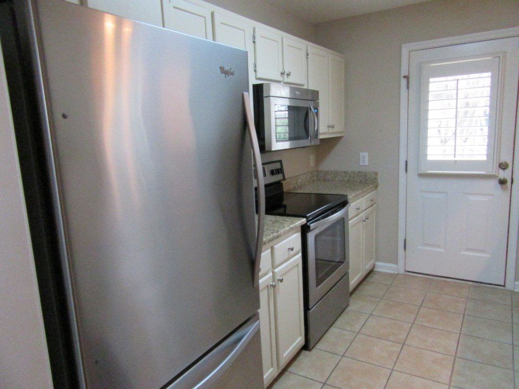 937 Tiffany Ln. Photo 6
