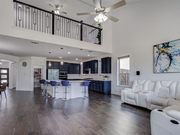 1721 Canals Drive, Little Elm, TX 75068