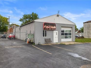 2514 Pine Avenue , Niagara Falls, NY 14301